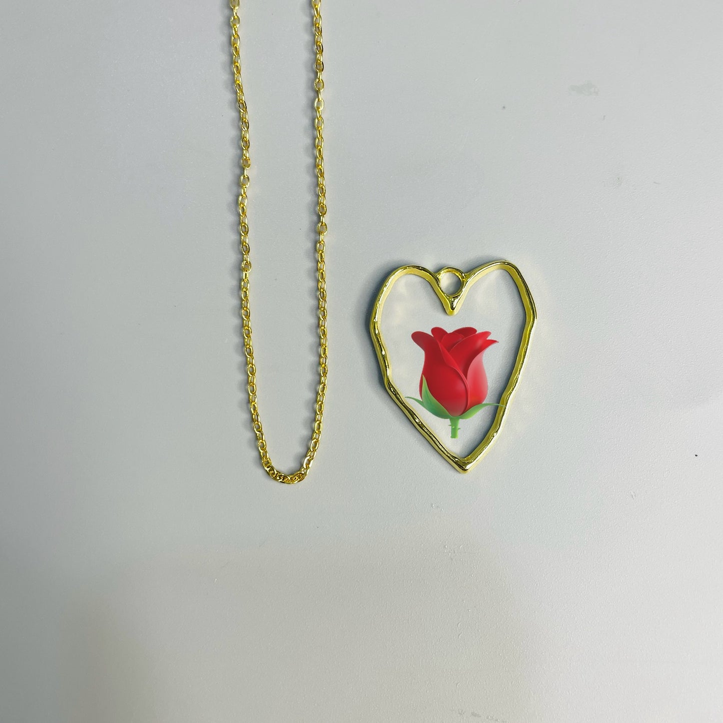 Sleek necklace(flower preservation)