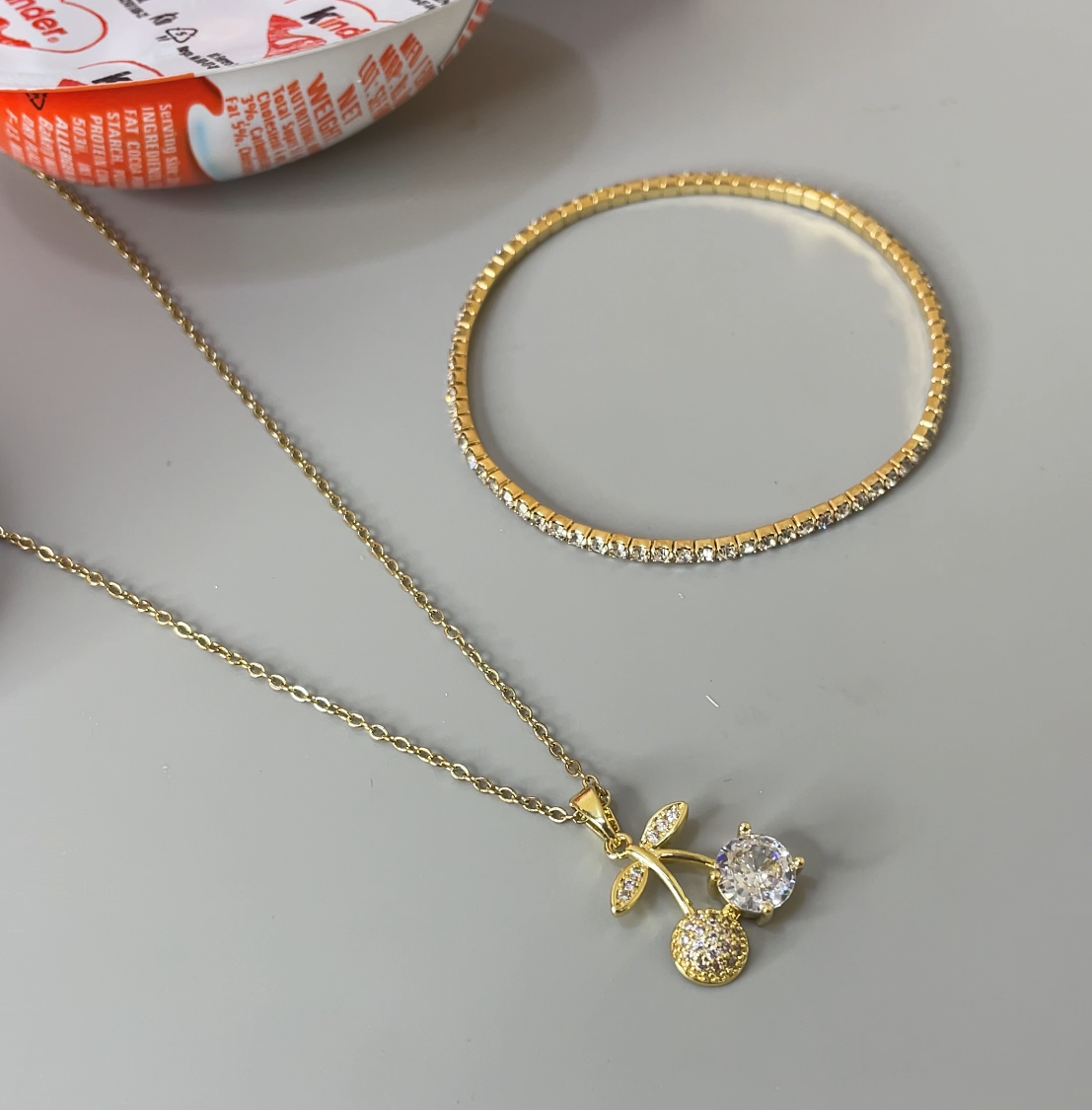 Zircon cherry necklace kinder joy