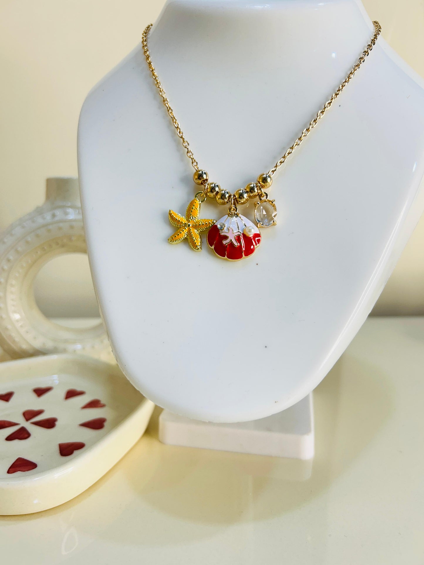 Beachy necklace