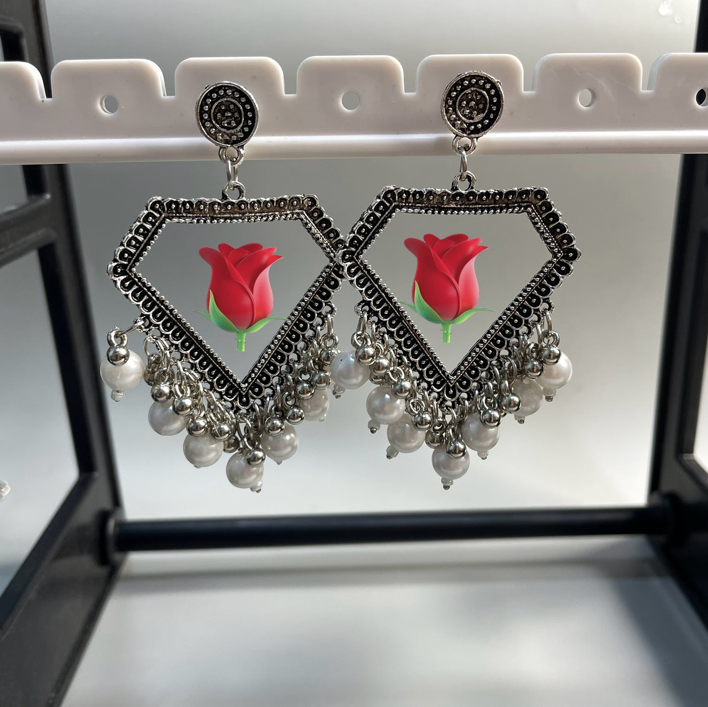 Beaded jhumkas for flower preservation