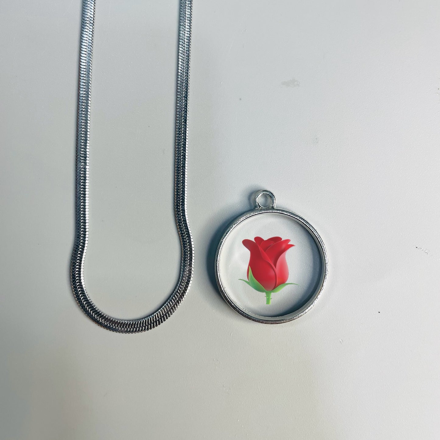 Pendants for him - snake chain (flower preservation)