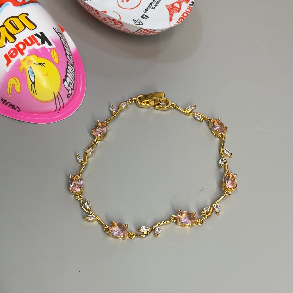 Pink tulip kinderjoy - G