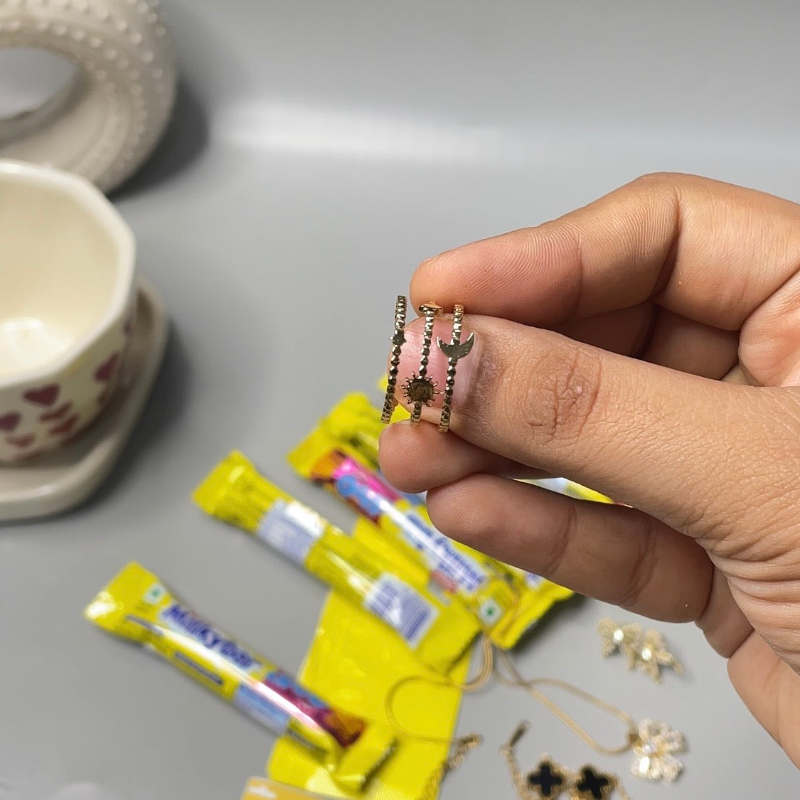 Milkybar mystery pack