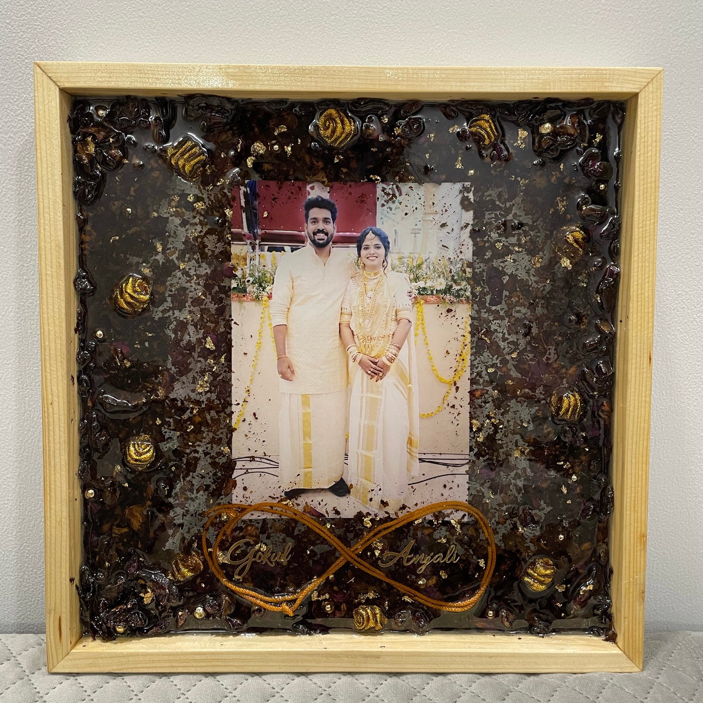 12 inches wooden frame