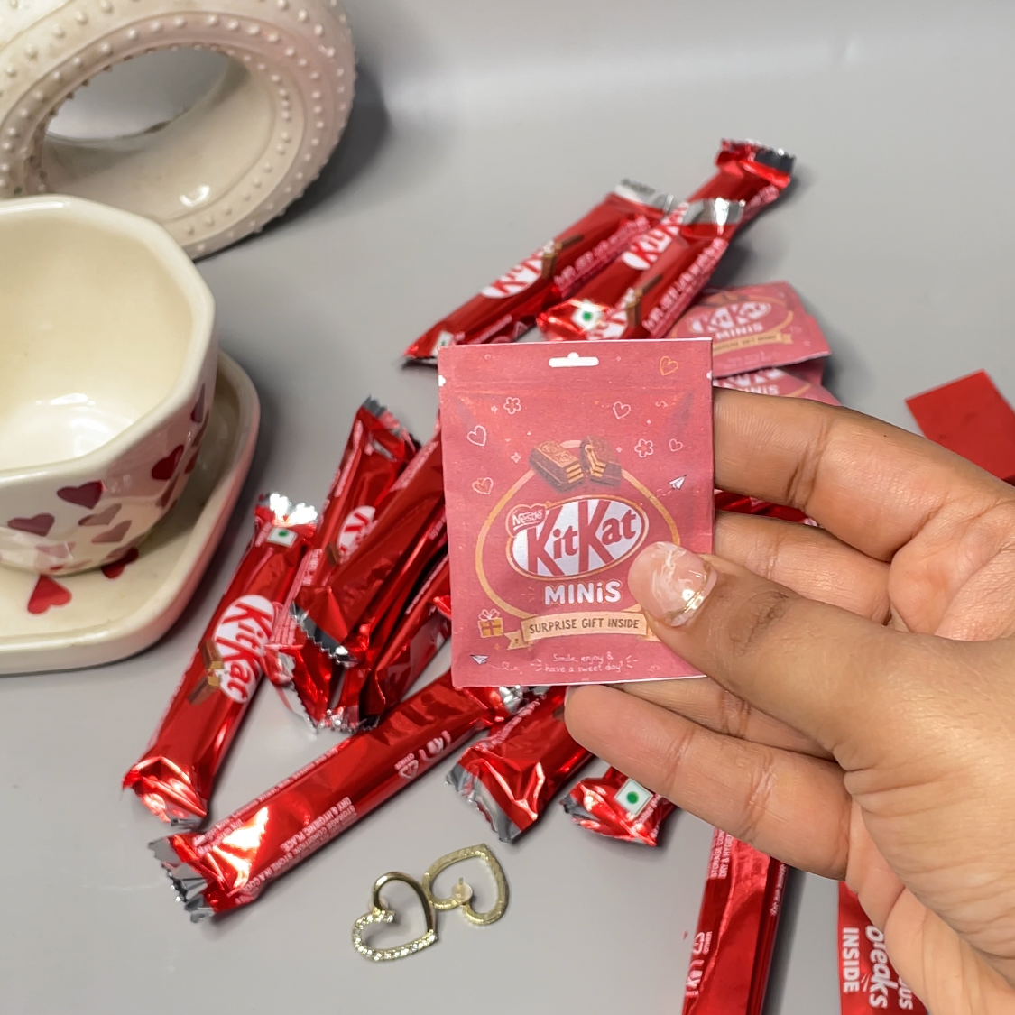 Kitkat mystery jewellery pack