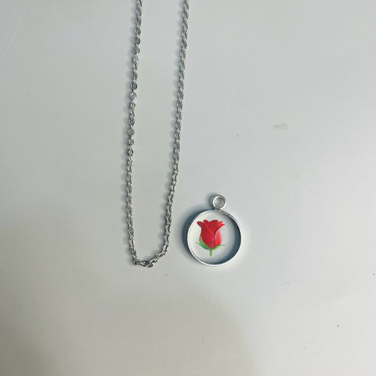 Sleek necklace(flower preservation)